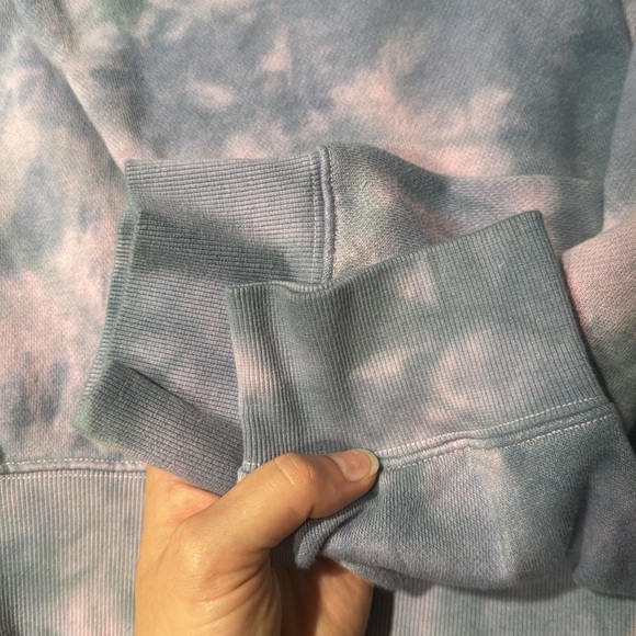 Victoria's Secret Crewneck - Picture 6 of 7